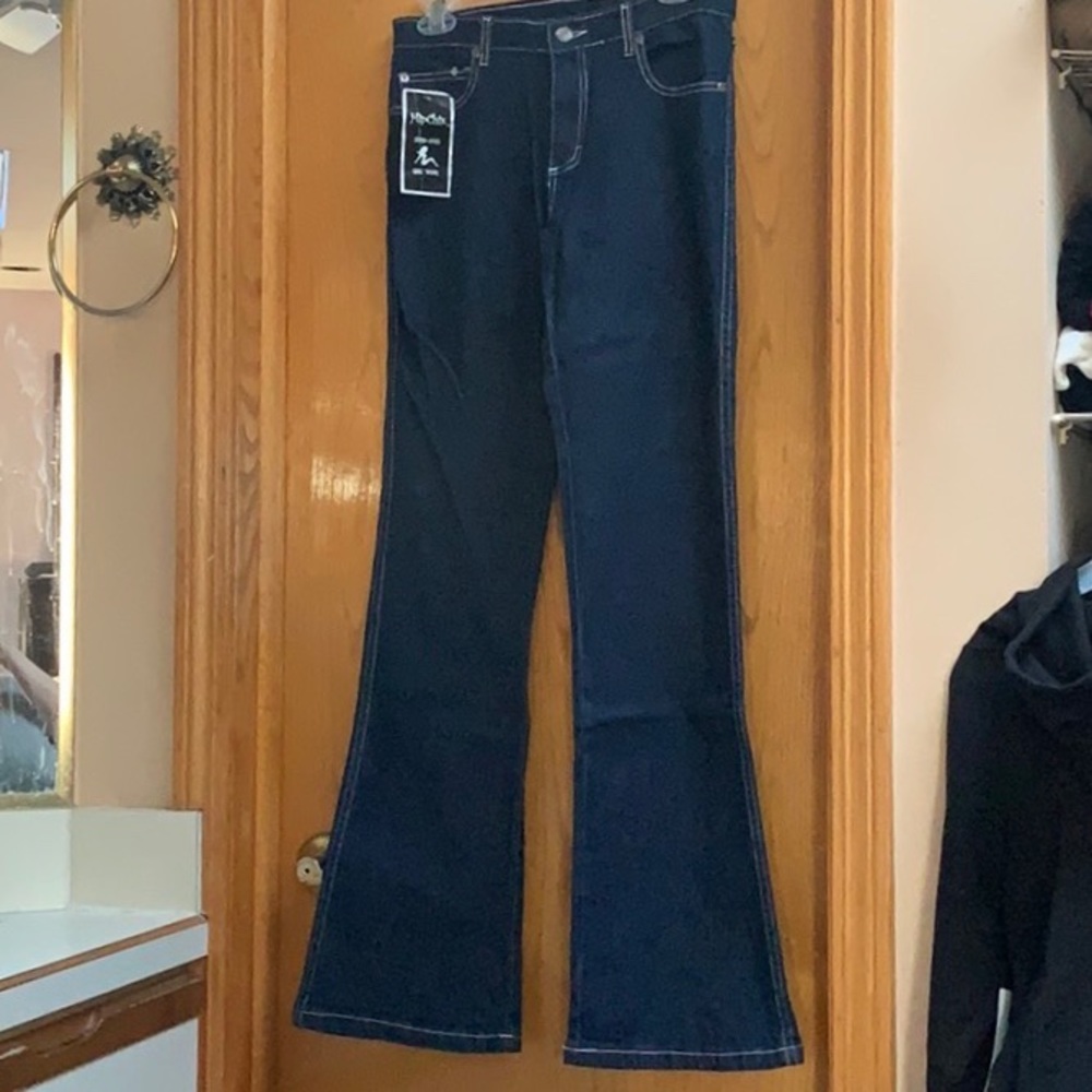 🏅HP🏅Hip Chix Embroidered Boot Cut Devil Jeans - Picture 7 of 7